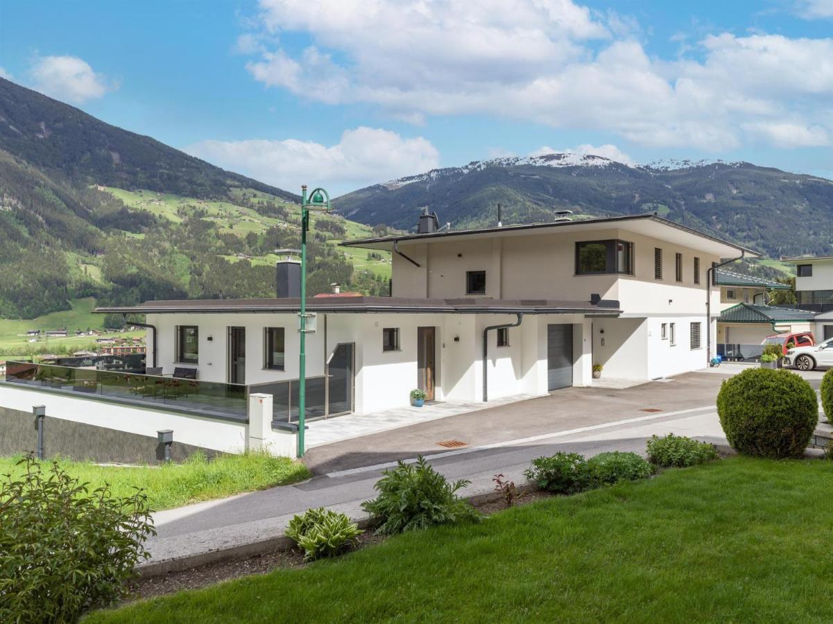 Apart Painting Ried im Zillertal Luaran gambar