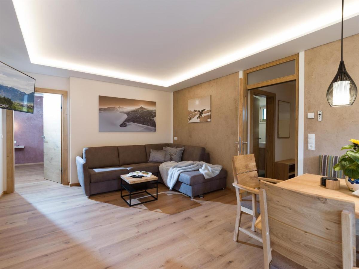 Apart Painting Ried im Zillertal Luaran gambar